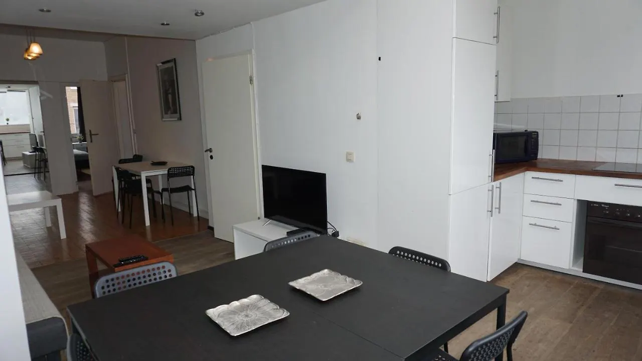 בית נופש אנטוורפן House Jane 4 Sleeping Rooms, Big Terrace.